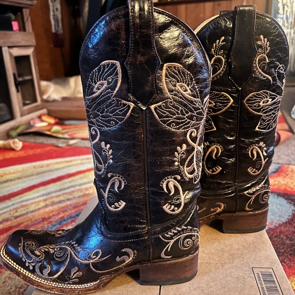 Circle G Leather Dragonfly Embroidered Western Cowgirl Square Toe Boots Size 6 - Picture 3 of 11